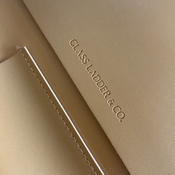 💗Glass and Ladder Tech Organizer Roll💗 - Picture 3 of 7